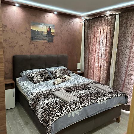 Imperija Apartman Kragujevac Kültér fotó